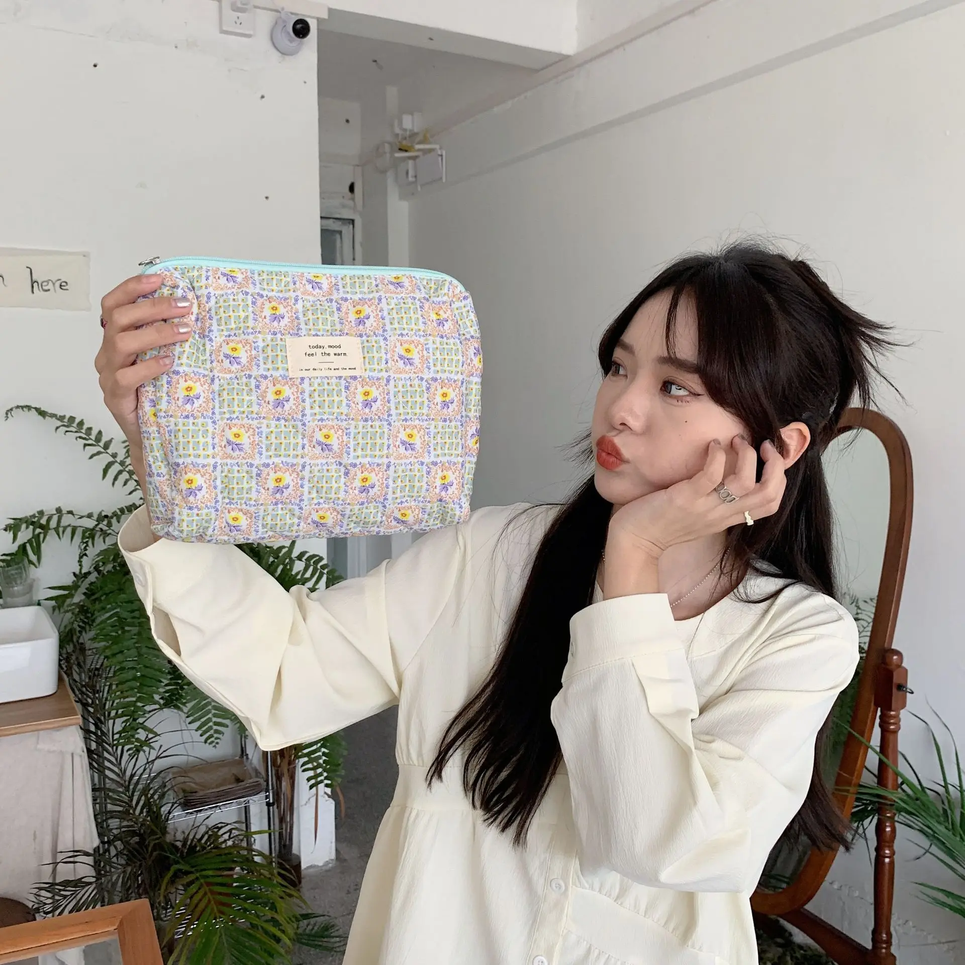 Bolsa de pañales con estampado de dibujos animados y cremallera - imagen 4