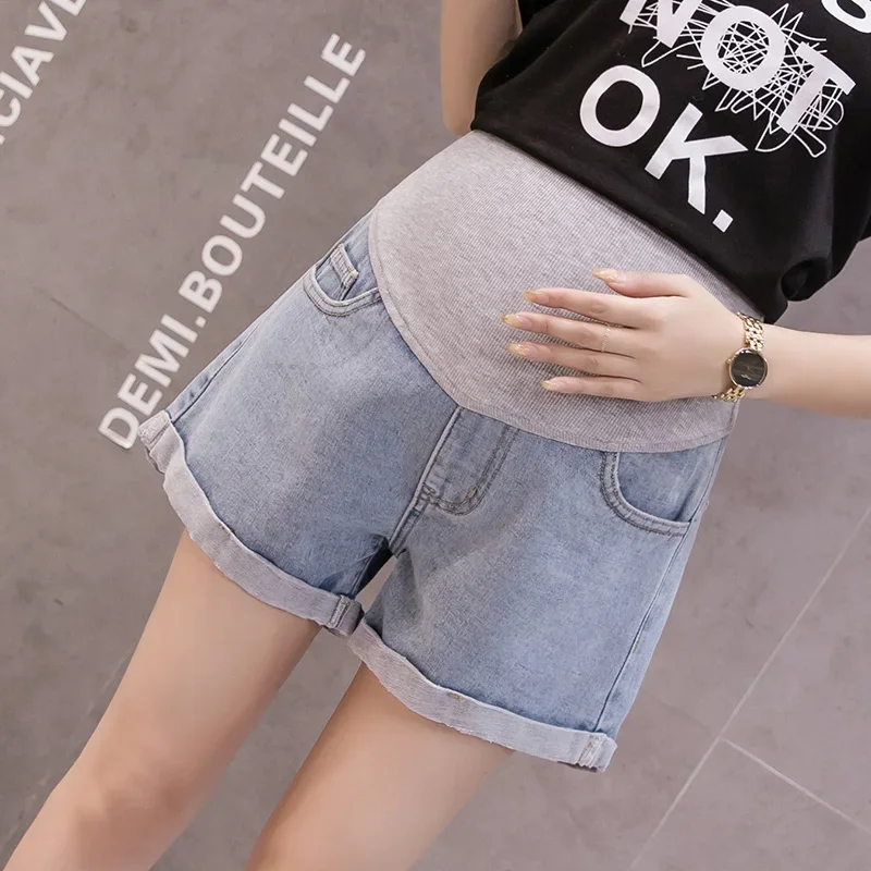 Shorts de embarazo vaqueros elásticos con efecto desgastado - imagen 3