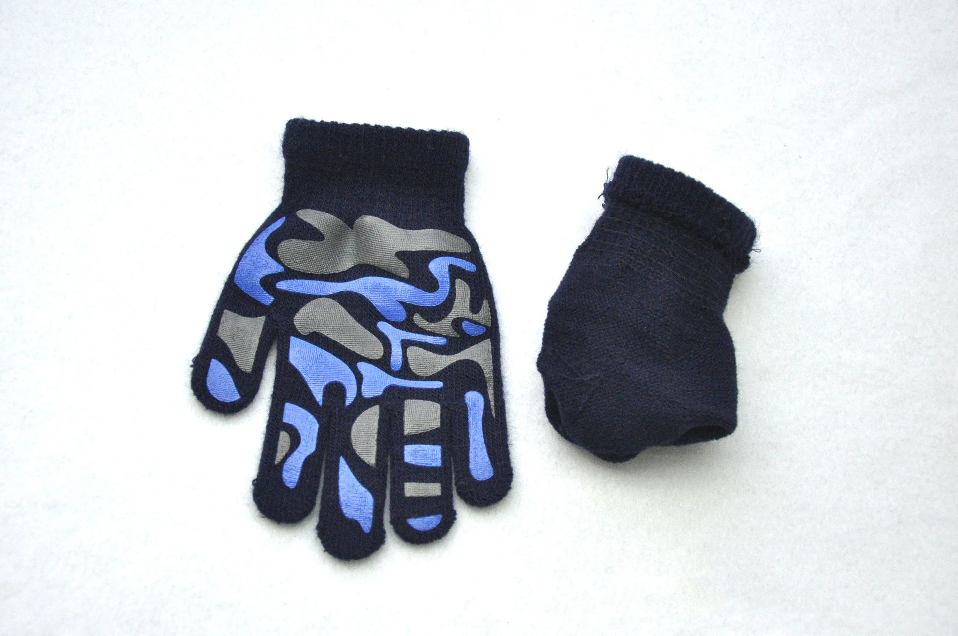 Guantes en varios colores camuflaje