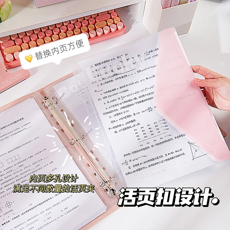 Carpeta de anillas con funda transparente adhesiva para documentos