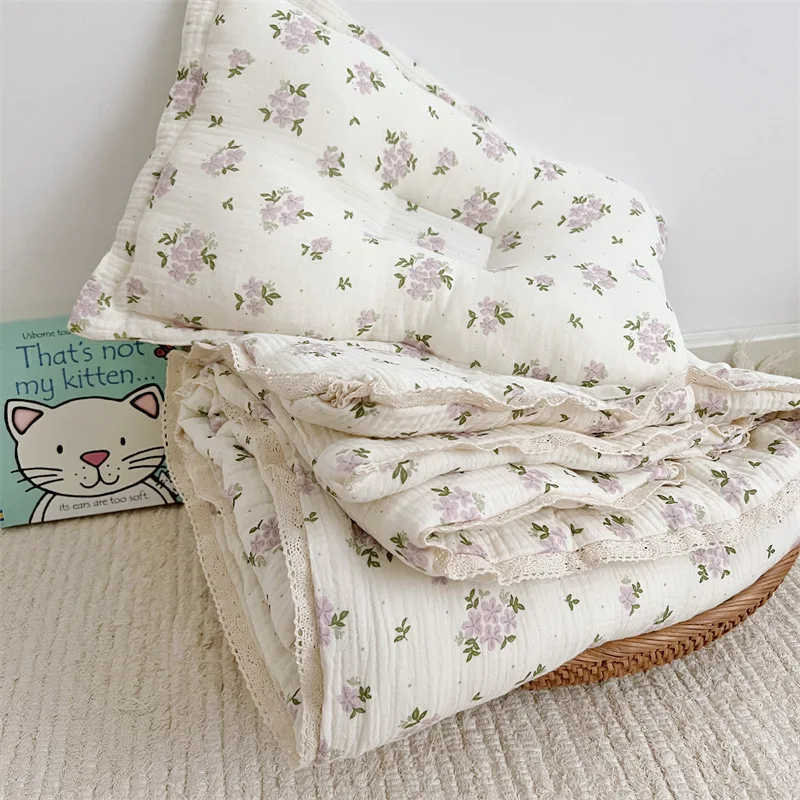 Edredón y almohada de muselina con estampado floral