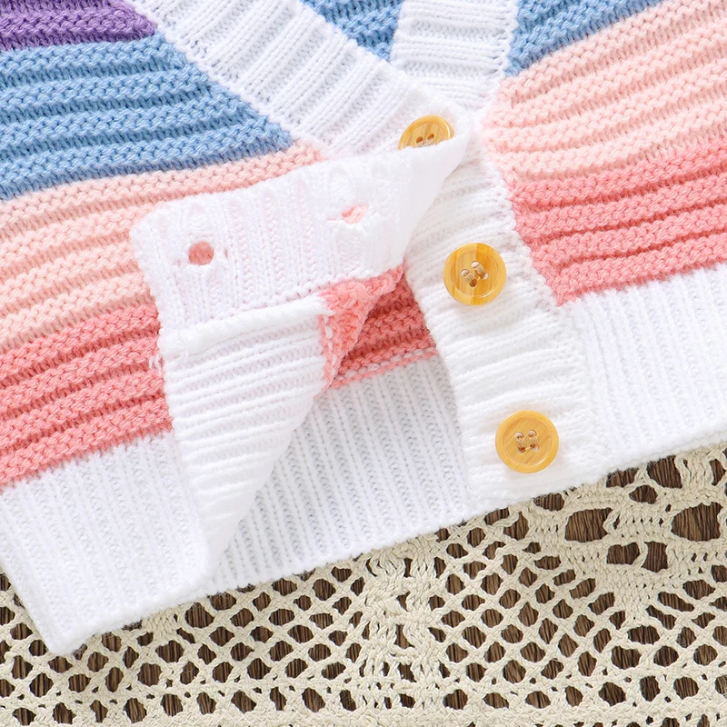 Conjunto de invierno para bebé con suéter de cuello pico - imagen 4