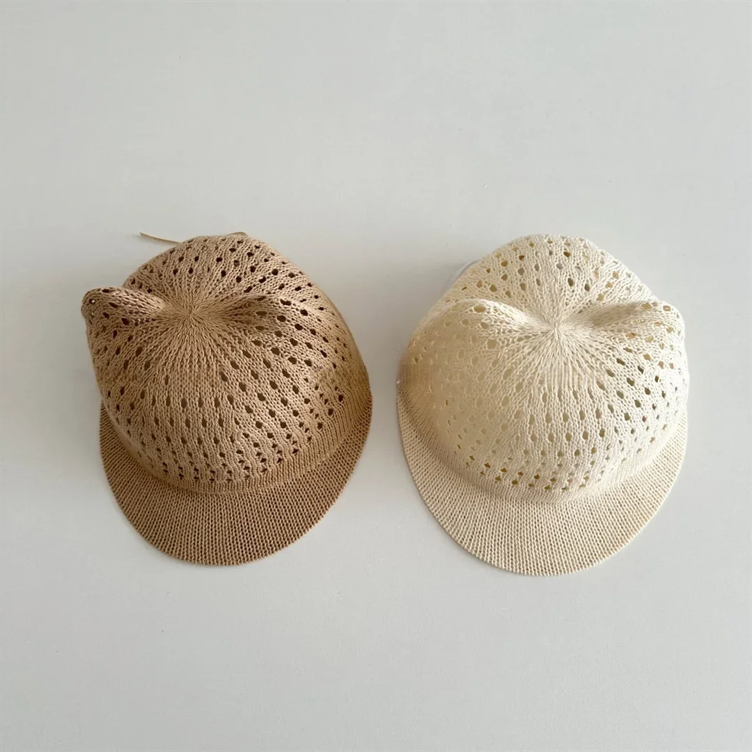 Gorra en tonos neutros