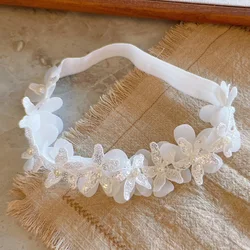 Diadema de encaje para bebé con perlas y tacto suave