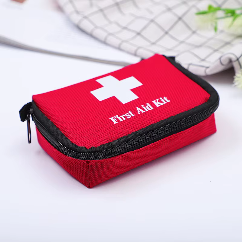 Botiquín primeros auxilios infantil PVC rojo impermeable para camping