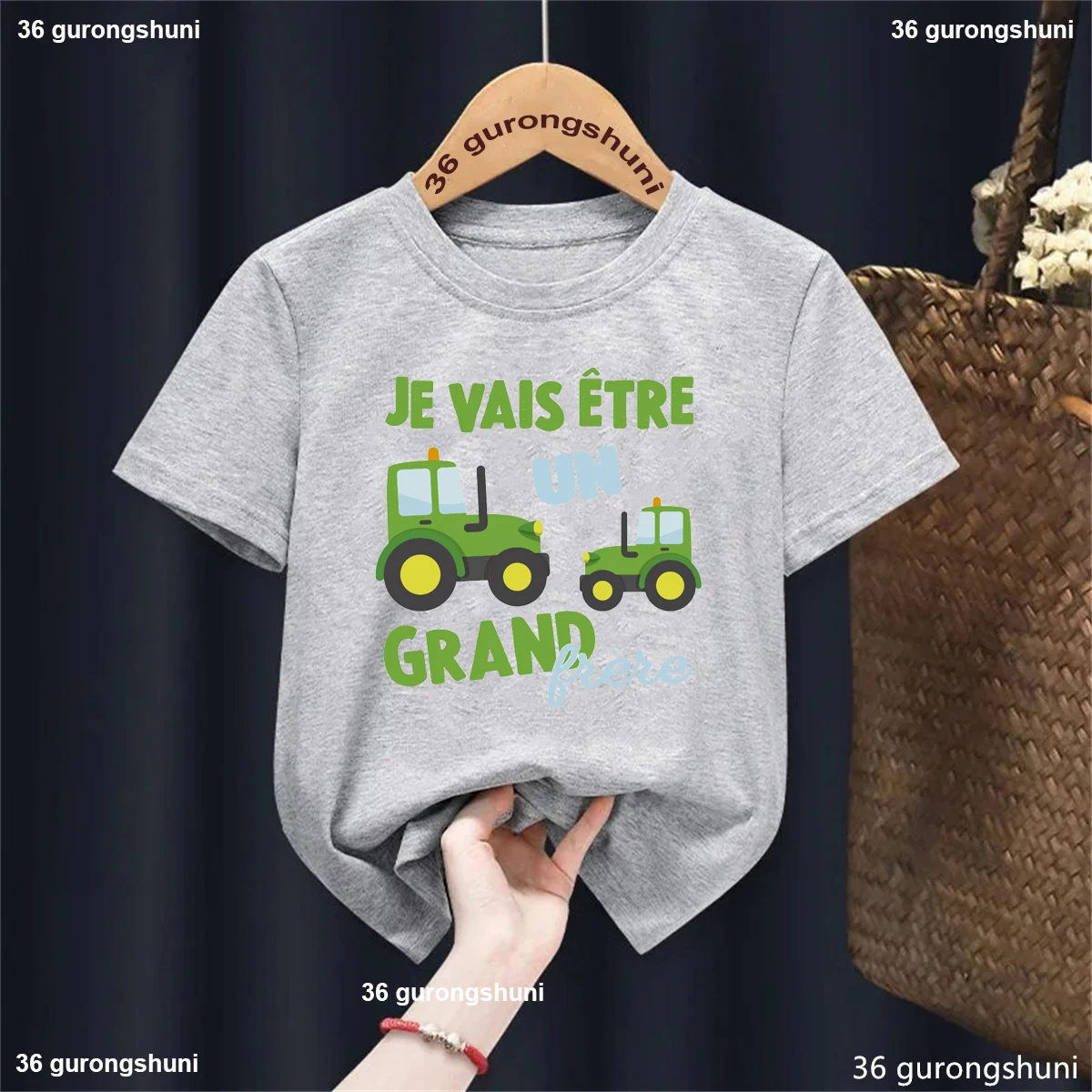 Camiseta hermano mayor niño con estampado camión para anuncio embarazo - imagen 2