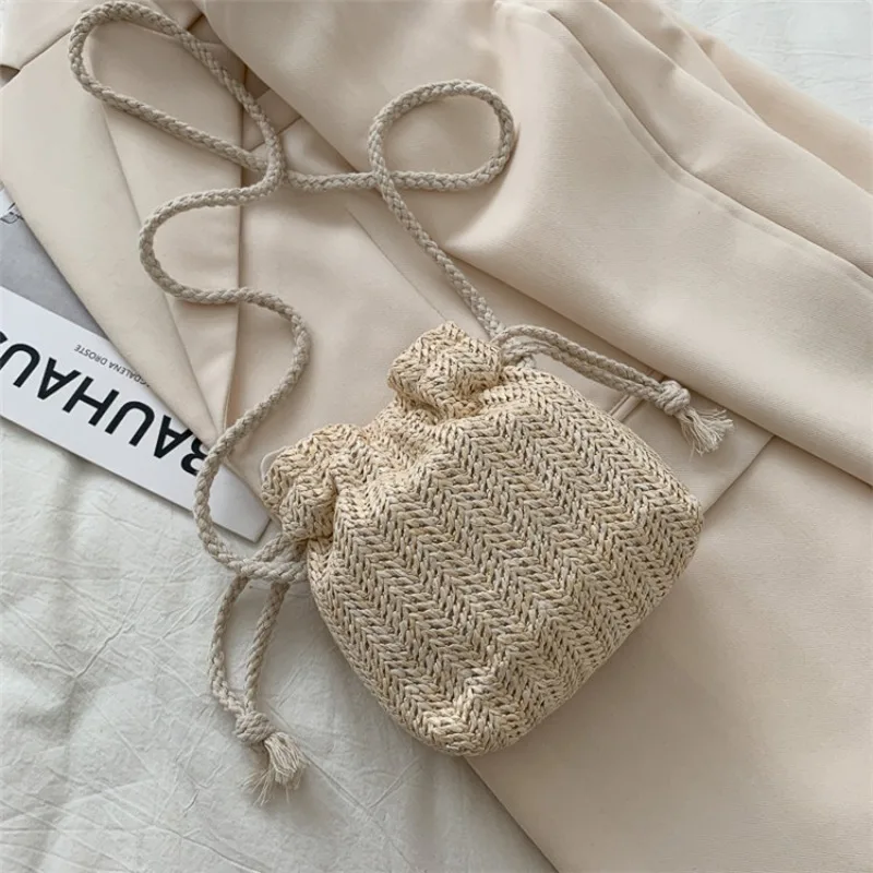 Bolso de rafia tipo cubo para niña – bandolera cruzada verano - imagen 3