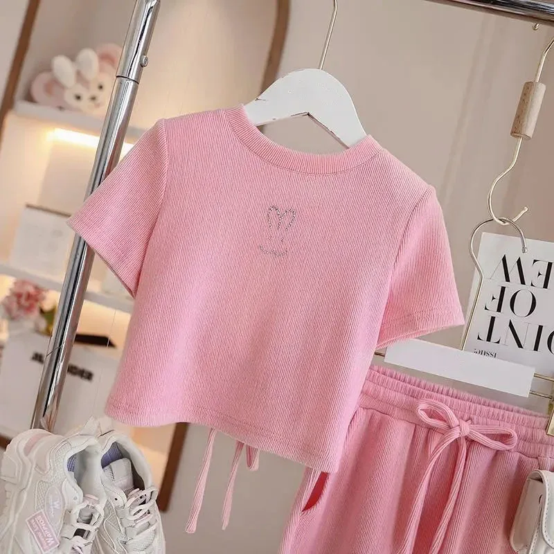 Conjunto de verano para niña: camiseta fina y pantalón ancho - imagen 3
