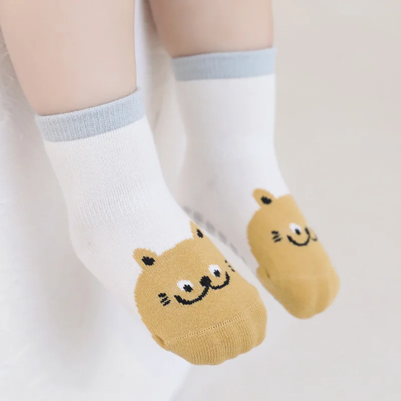 Milangel Calcetines antideslizantes suaves para bebé y niño - imagen 2