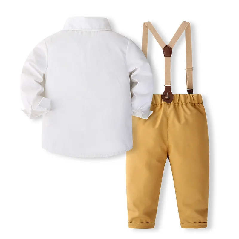 Pantalones blancos con caída suave