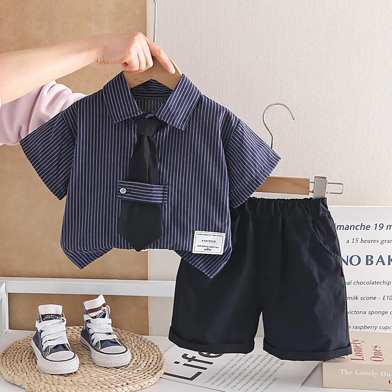 Conjunto de verano para bebé: camiseta y pantalón corto cómodo - imagen 2