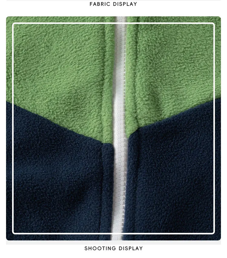 Niño usando la chaqueta en exterior