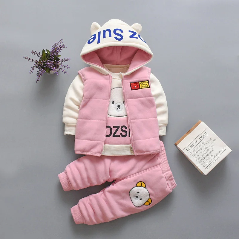 Conjunto invierno niño con chaleco capucha y camiseta soft - imagen 2