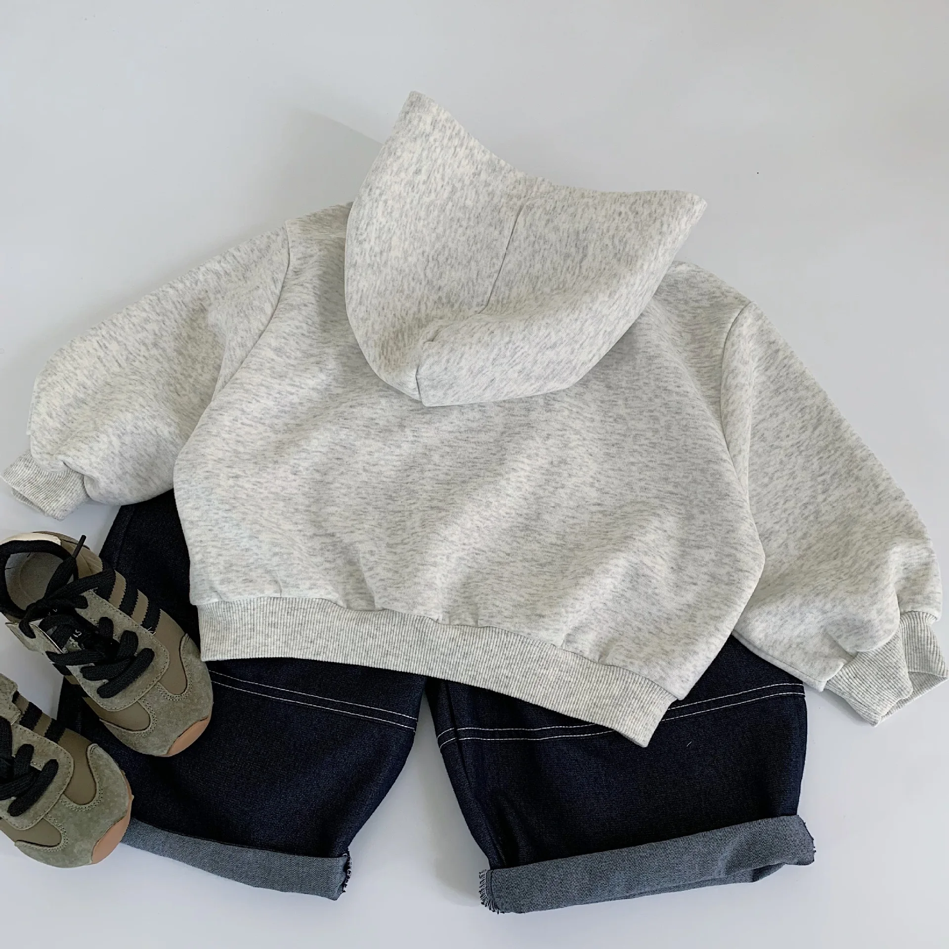 Sudadera con capucha infantil de otoño con estampado de dibujos - imagen 3