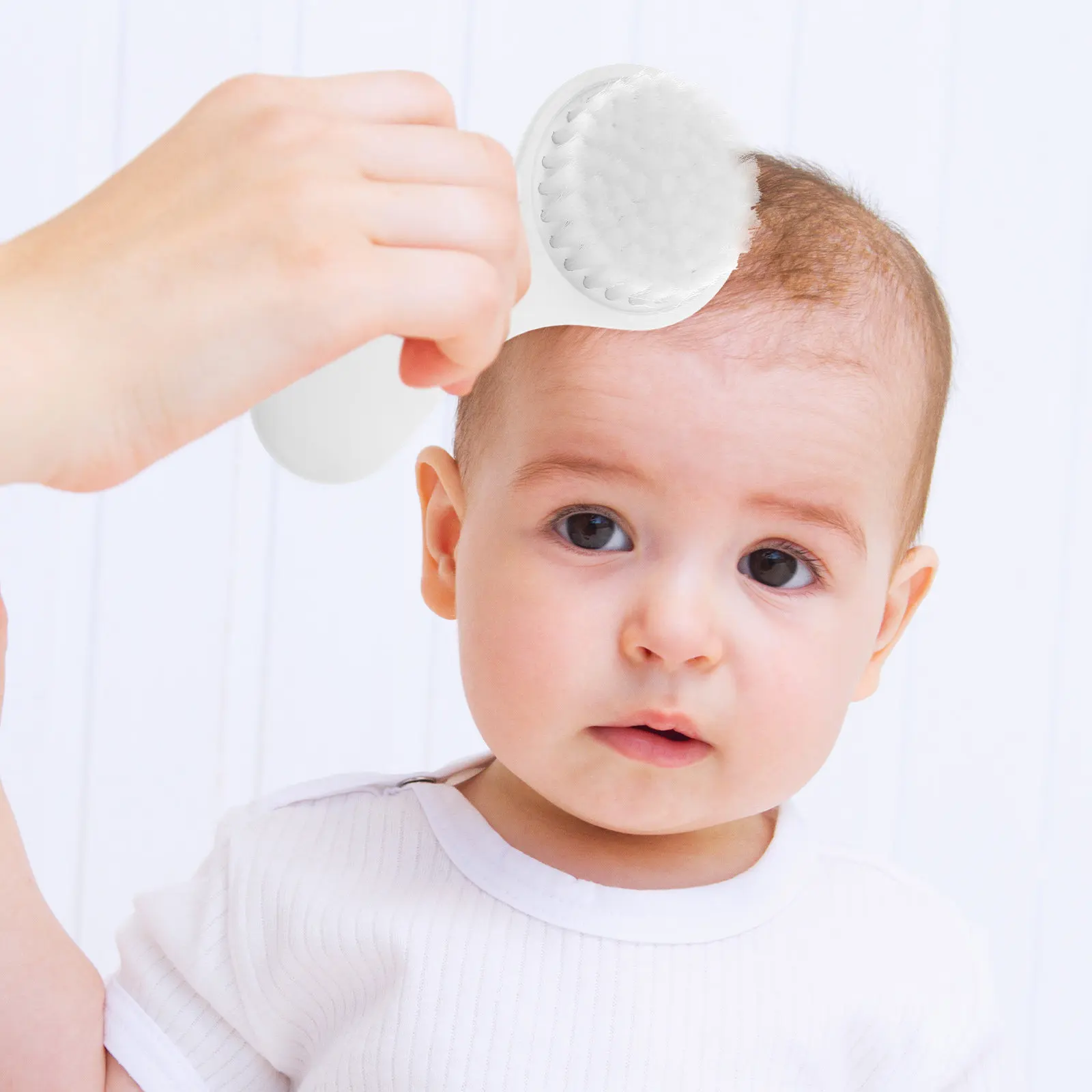 Cepillo y peine para el pelo de bebé: cerdas suaves sin tirones - imagen 4