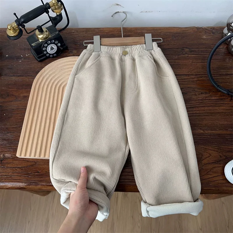 Pantalones de chándal gruesos para invierno en estilo informal