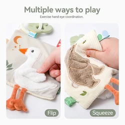 Manta de bebé sensorial con mordedor de peluche y animalitos
