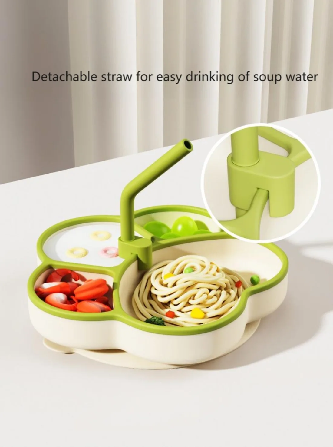 Plato infantil de silicona con base de succión y diseño cartoon