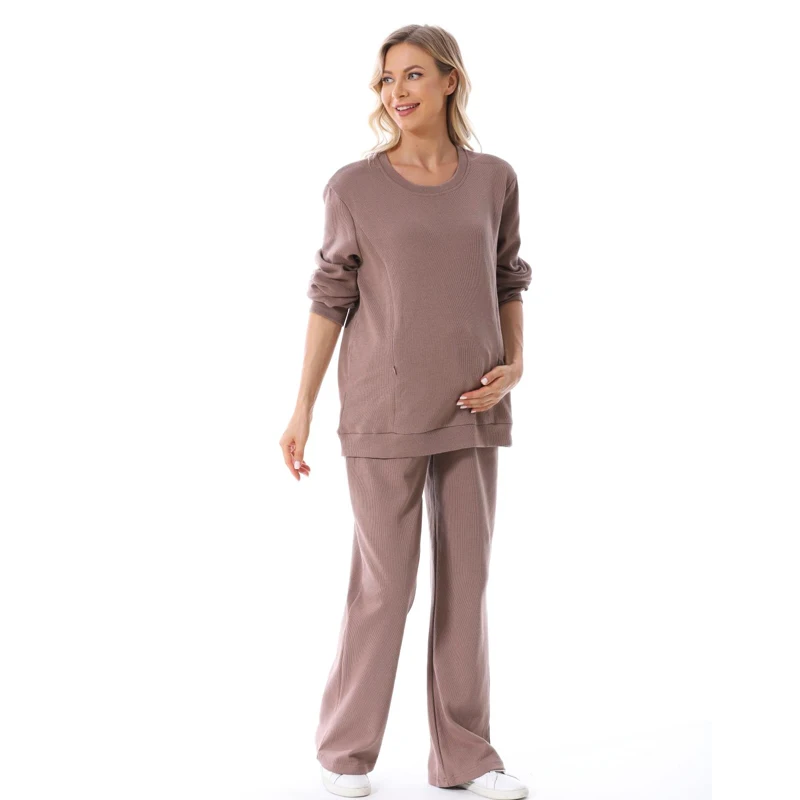 Ropa de maternidad: sudadera y pantalón, moda otoño e invierno - imagen 3