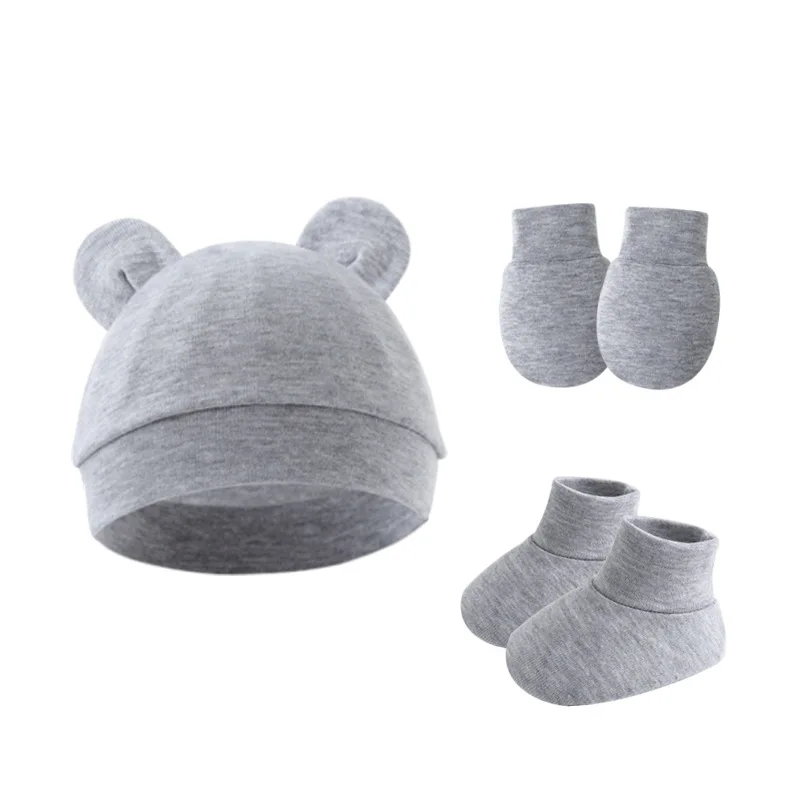 Pack recién nacido: gorro, manoplas y calcetines de algodón - imagen 2