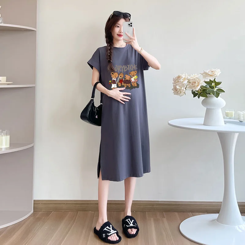 Vestido de premamá cruzado con drapeado lateral y manga corta