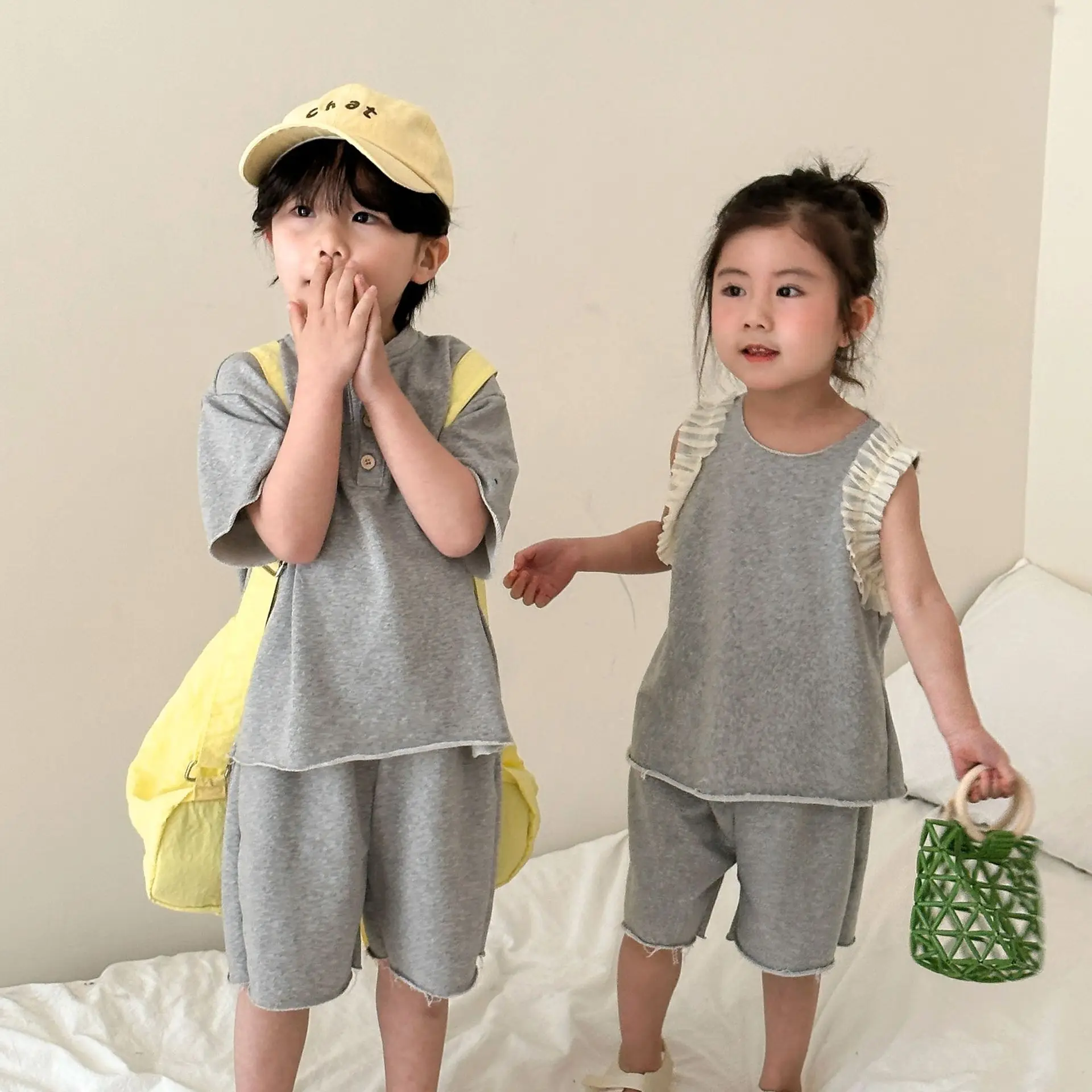 Chándal deportivo infantil transpirable de camiseta y pantalón corto - imagen 2