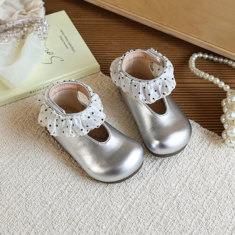 Zapatos de cuero retro para niña – Estilo princesa con puntos - imagen 5