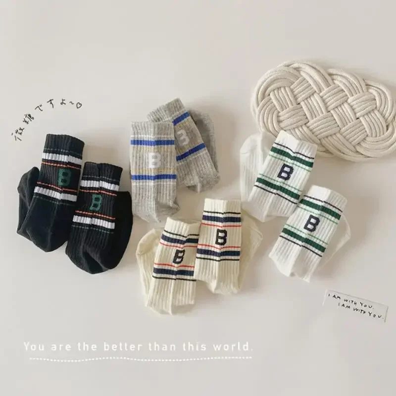 Calcetines deportivos de algodón con letras B para niños – Todo el año - imagen 4