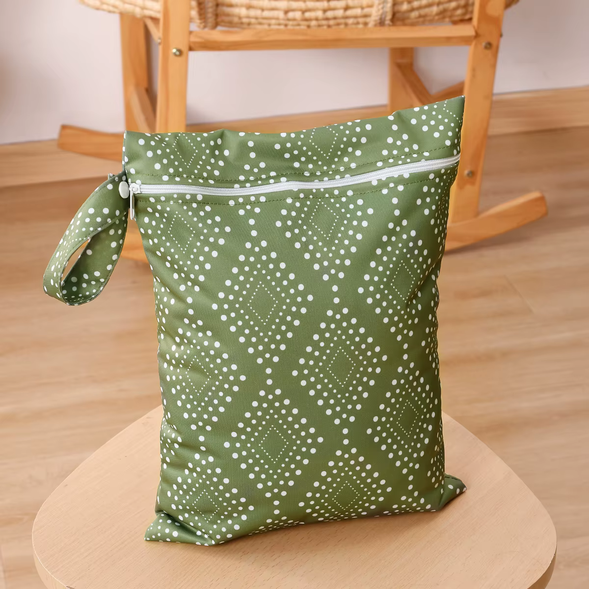 Bolsa impermeable para pañales de bebé – Tela con cordón - imagen 4