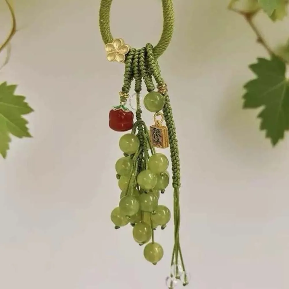 Llavero infantil de uvas con cristal verde y cadena para móvil - imagen 4