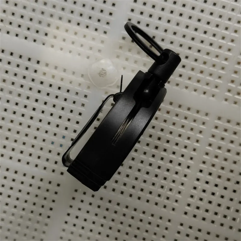 Llavero retráctil antipérdida con cordón elástico y hebilla - imagen 3