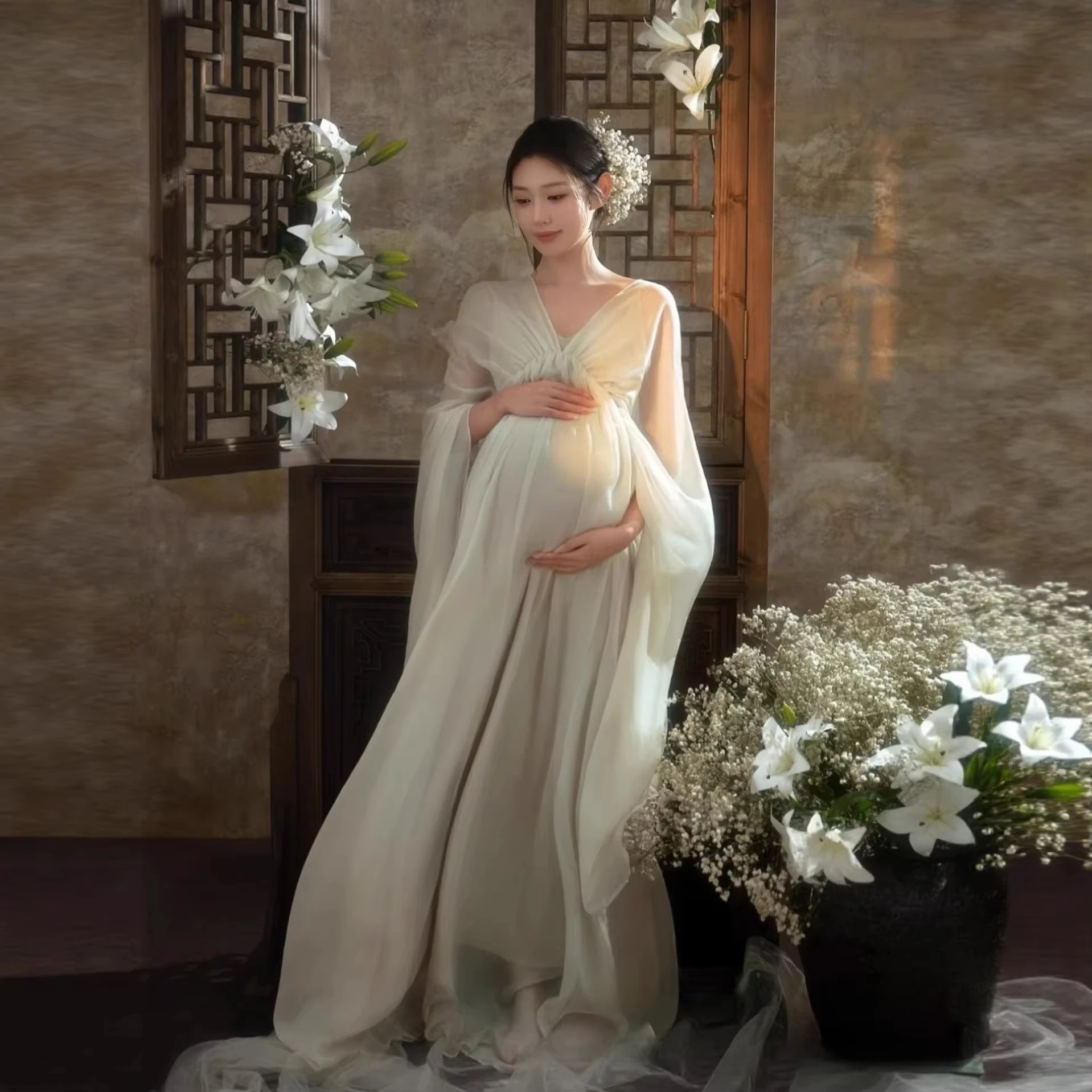Vestido de maternidad retro blanco con cuello en V para fotos - imagen 4