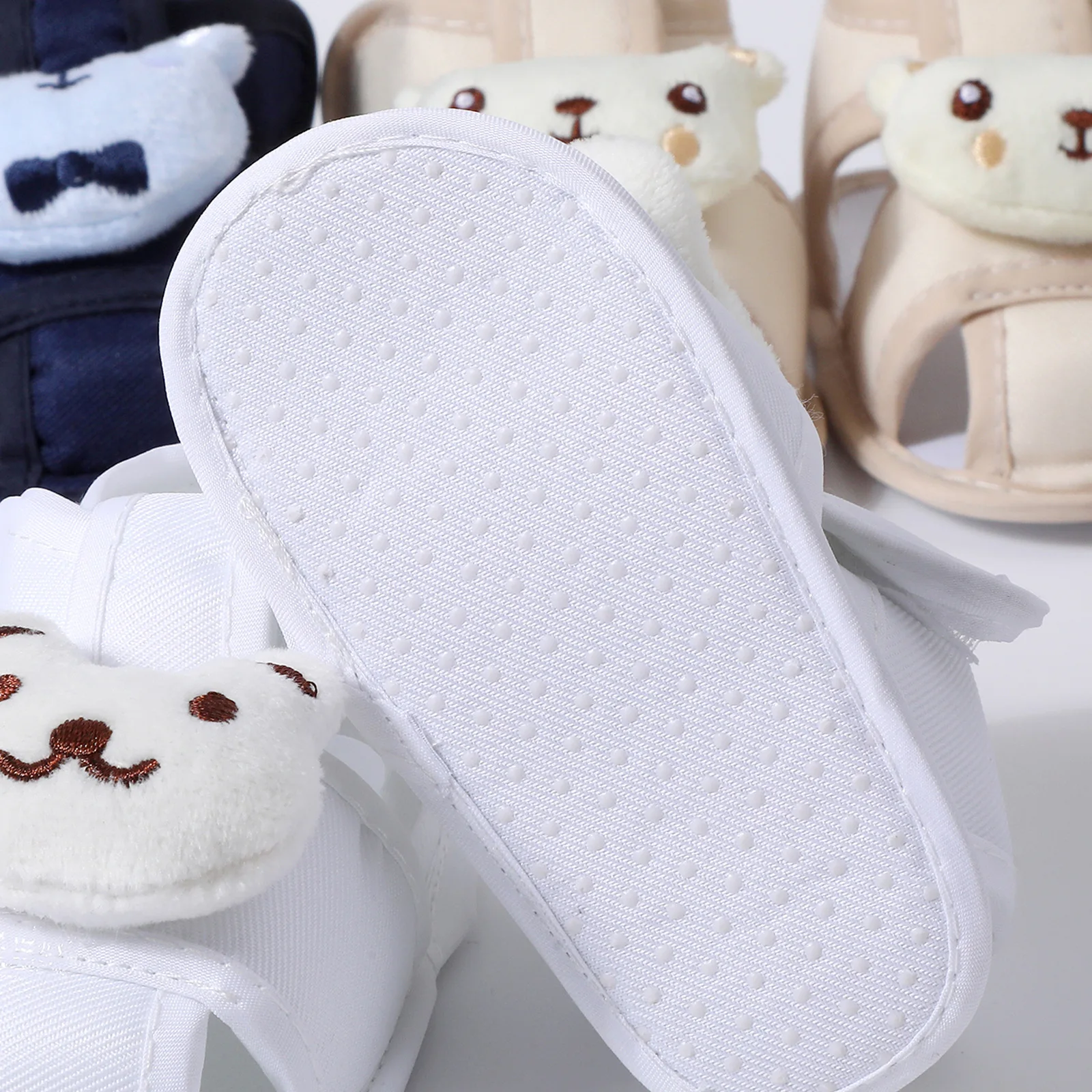 Sandalias verano con oso para bebé – Suela antideslizante primera marca - imagen 3