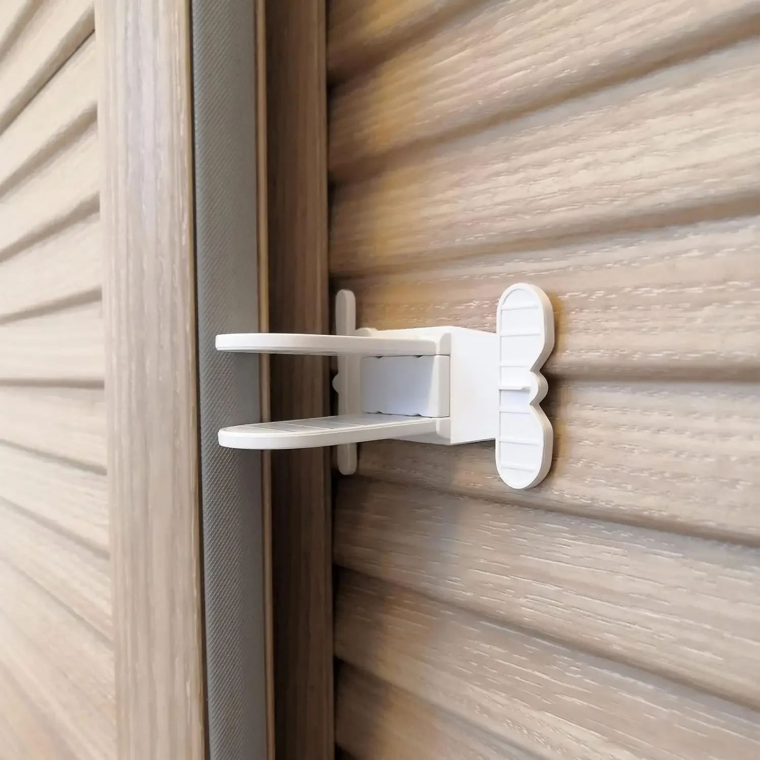 Seguro mariposa para ventanas y puertas correderas - imagen 3