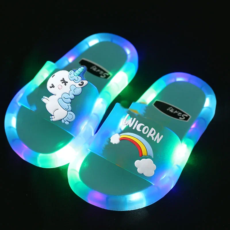 Zapatillas infantiles con estampado de unicornio y luces
