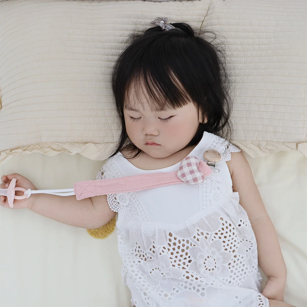 Clip para chupete con cadena infantil - imagen 4