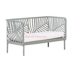 Sillón infantil de mimbre para casa de muñecas – Diseño con encanto