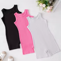 Conjunto verano niña camiseta sin mangas y mono comodo