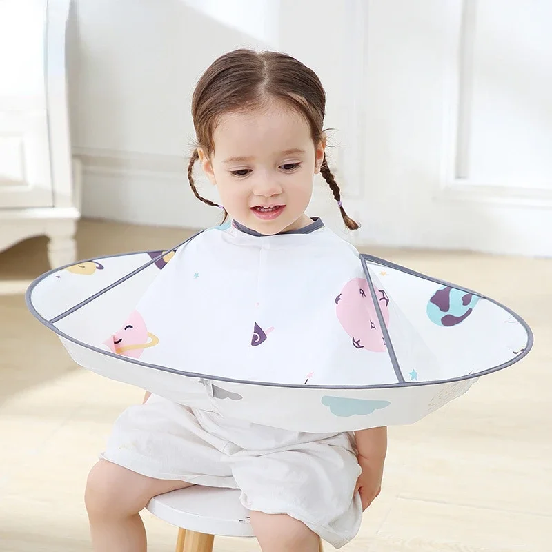 Capa para cortar el pelo impermeable con estampado floral infantil - imagen 5