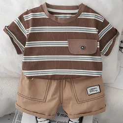 Conjunto de verano para bebé: top a rayas y pantalón corto