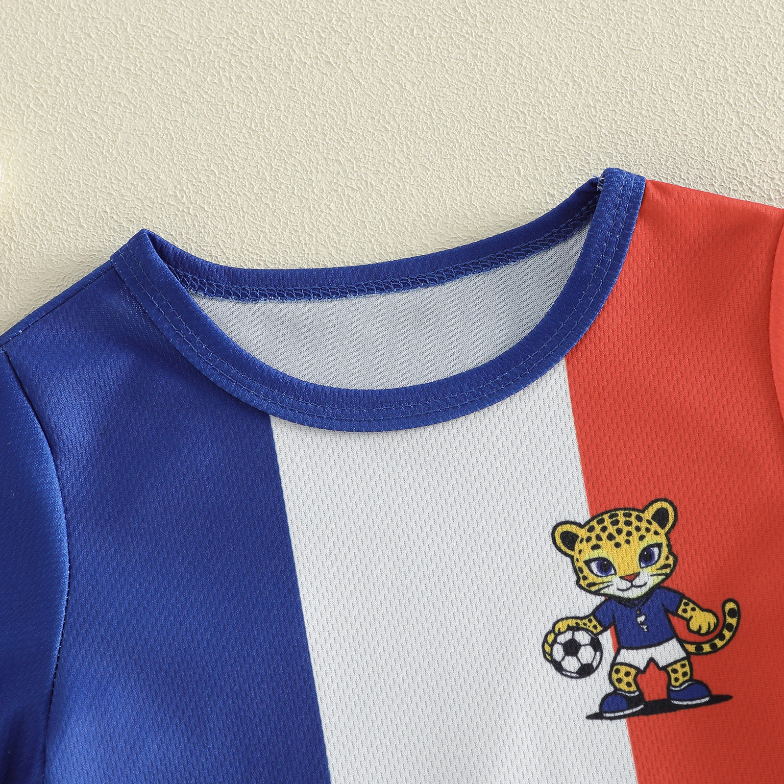 Conjunto de fútbol para bebé con jersey y pantalón corto - imagen 5