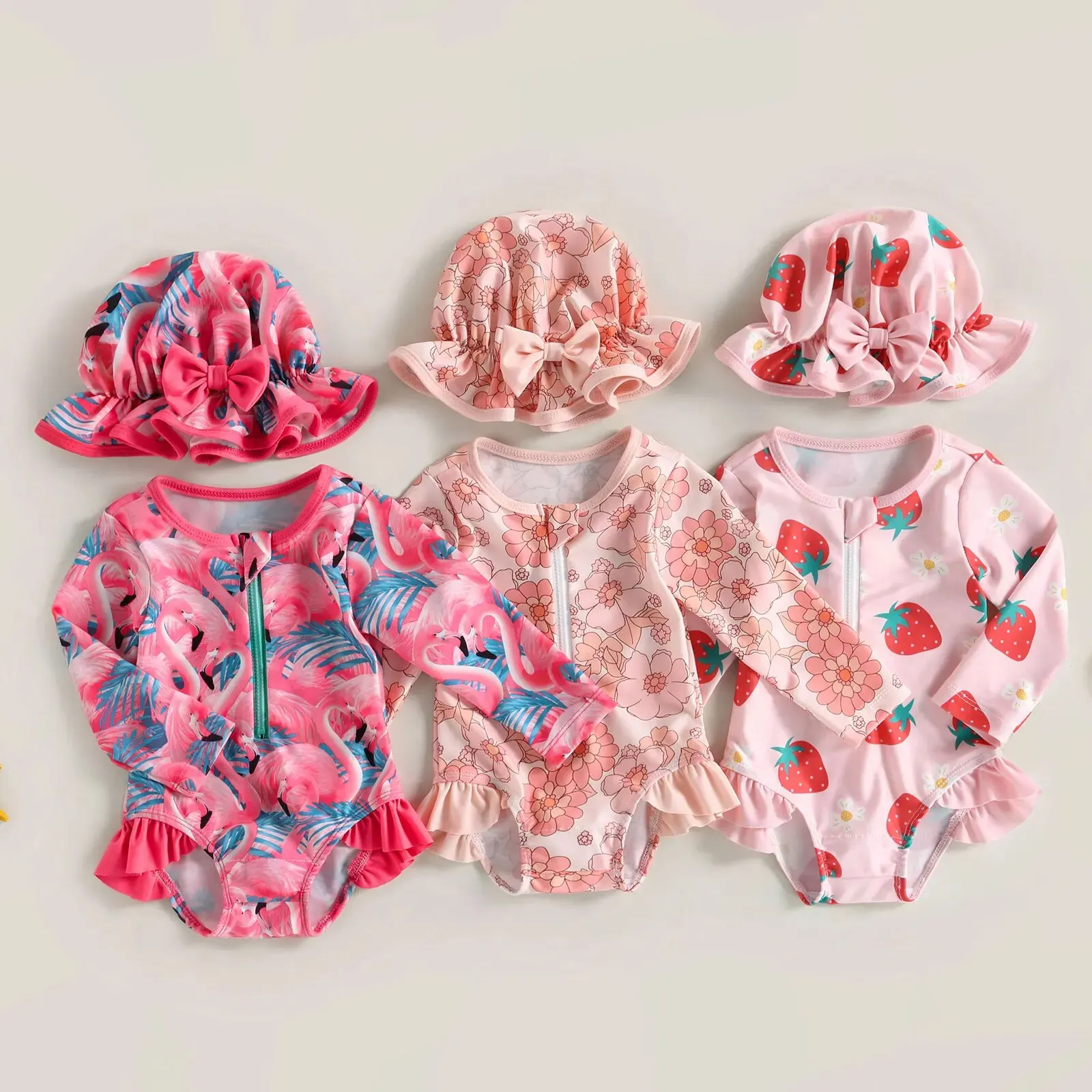Detalle estampado floral traje baño niña