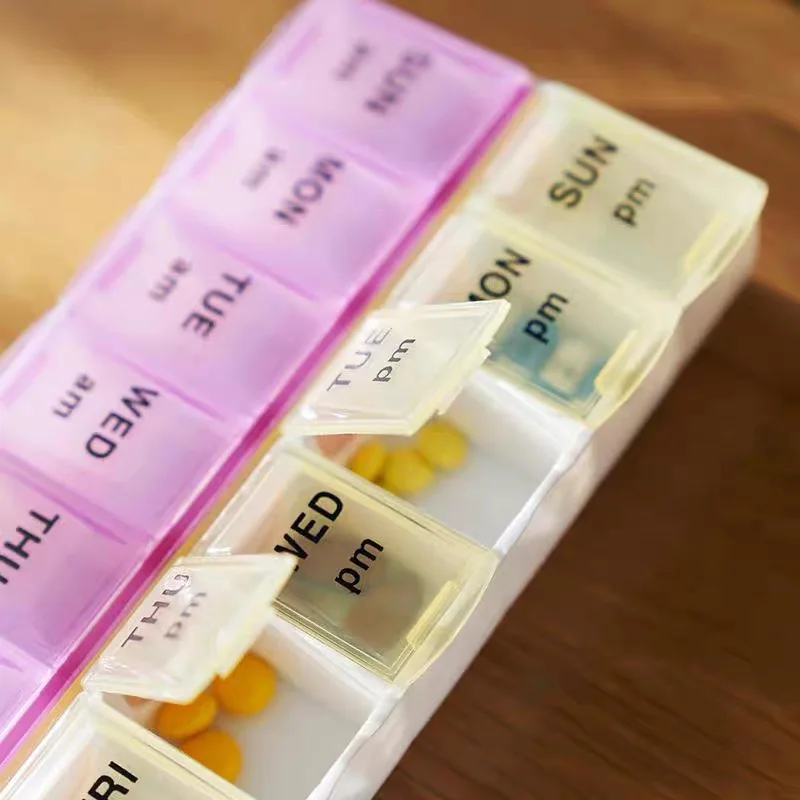 Pastillero semanal con rejillas para mañana y tarde, organizado - imagen 4