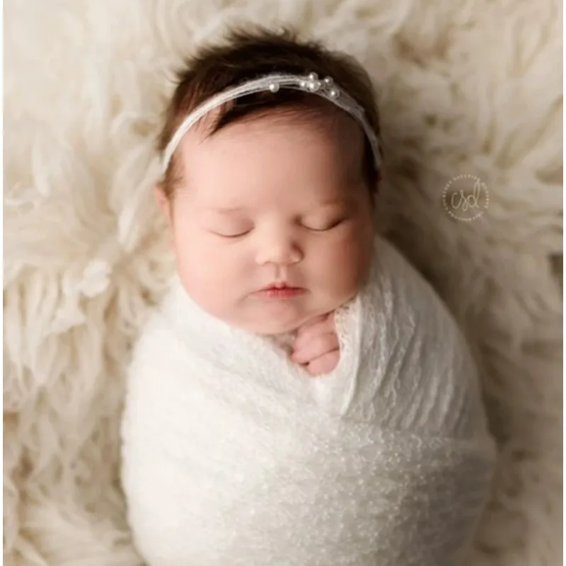 Kit fotografía newborn con envoltura mohair y diadema de perlas bebé - imagen 5