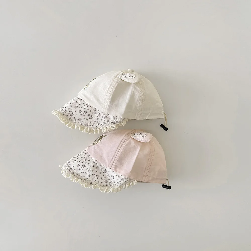 Vista frontal de la gorra para actividades al aire libre