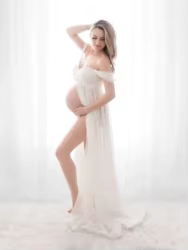 JustVH Vestido de maternidad en encaje y gasa con hombros descubiertos