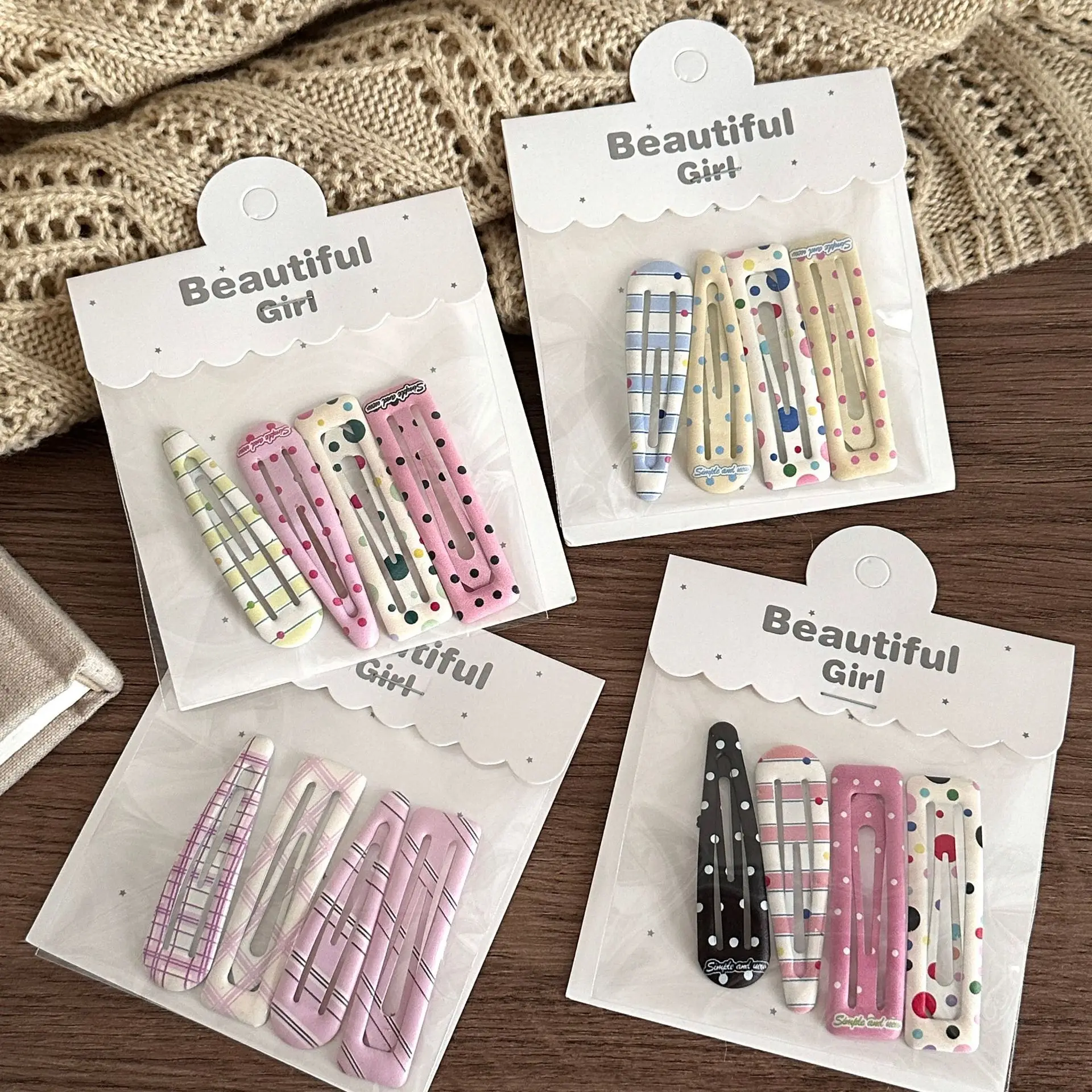 Set de 4 pinzas infantiles color crema