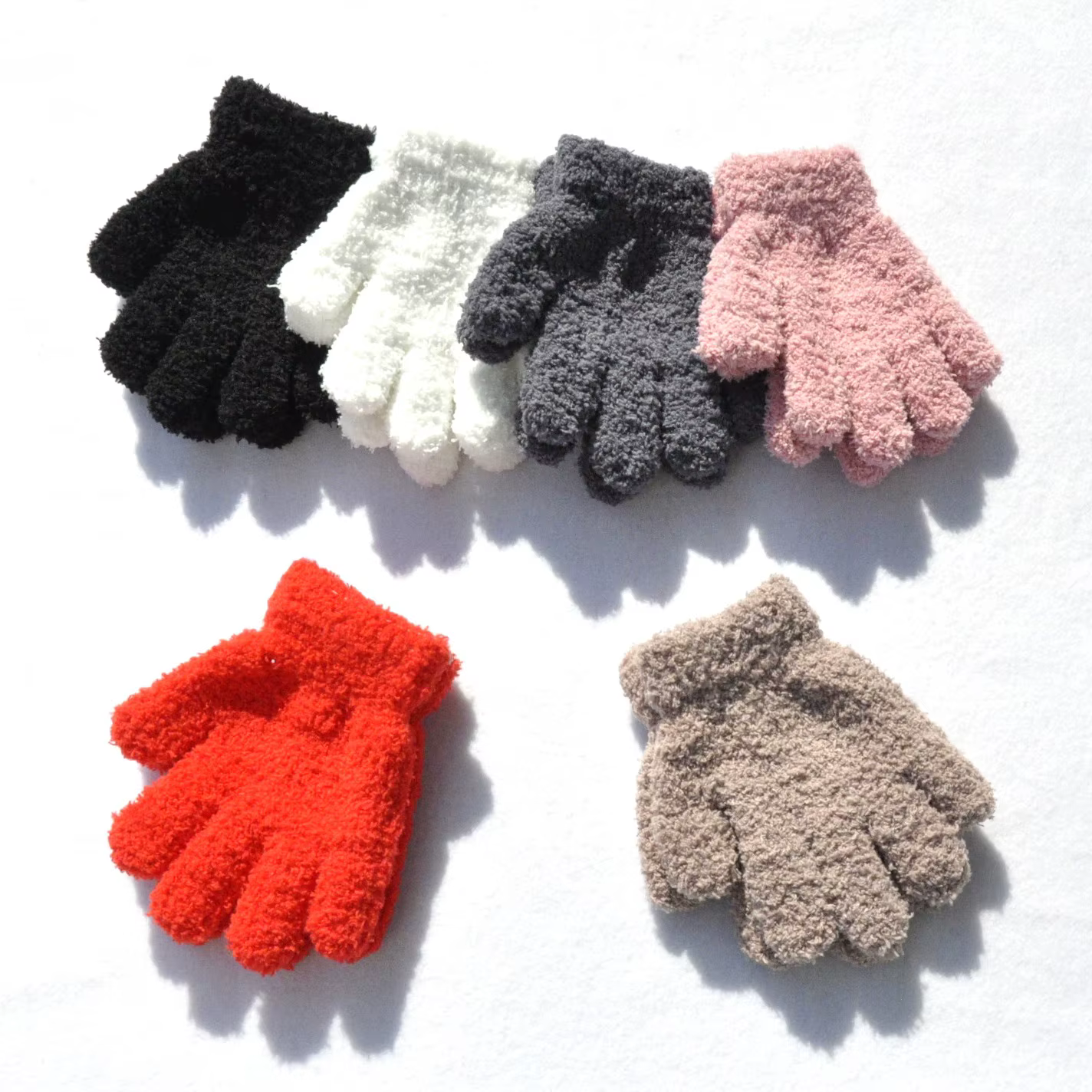 Guantes de invierno para niños: manoplas acolchadas en felpa - imagen 4