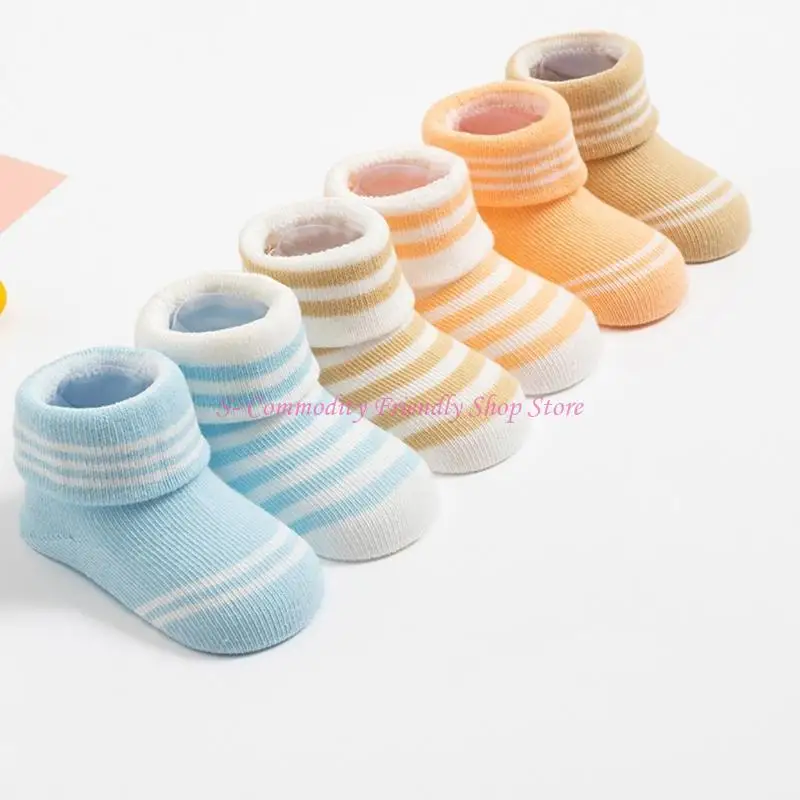 Conjunto de manoplas y calcetines para recién nacido unisex multicolor - imagen 4