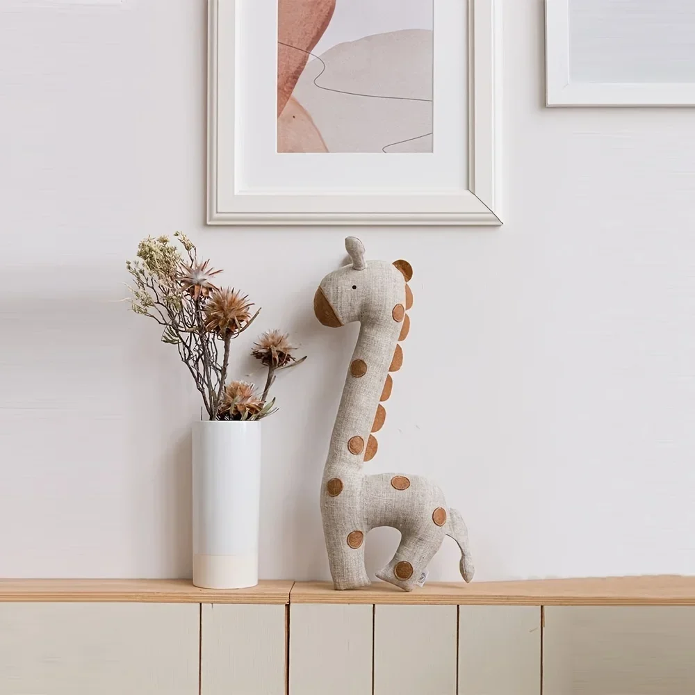 Peluche en habitación infantil